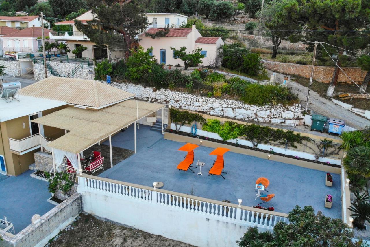 Villa Irene Zola Bagian luar foto