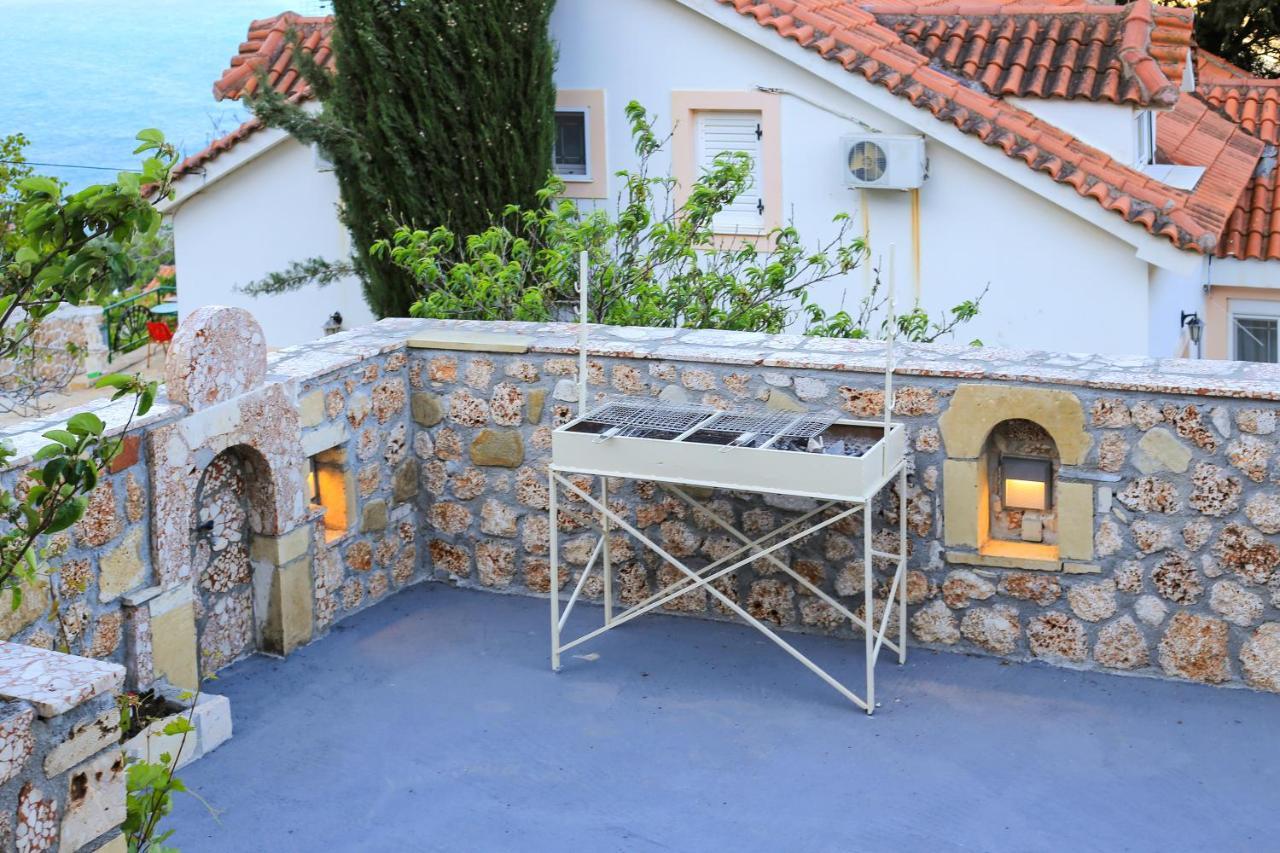 Villa Irene Zola Bagian luar foto