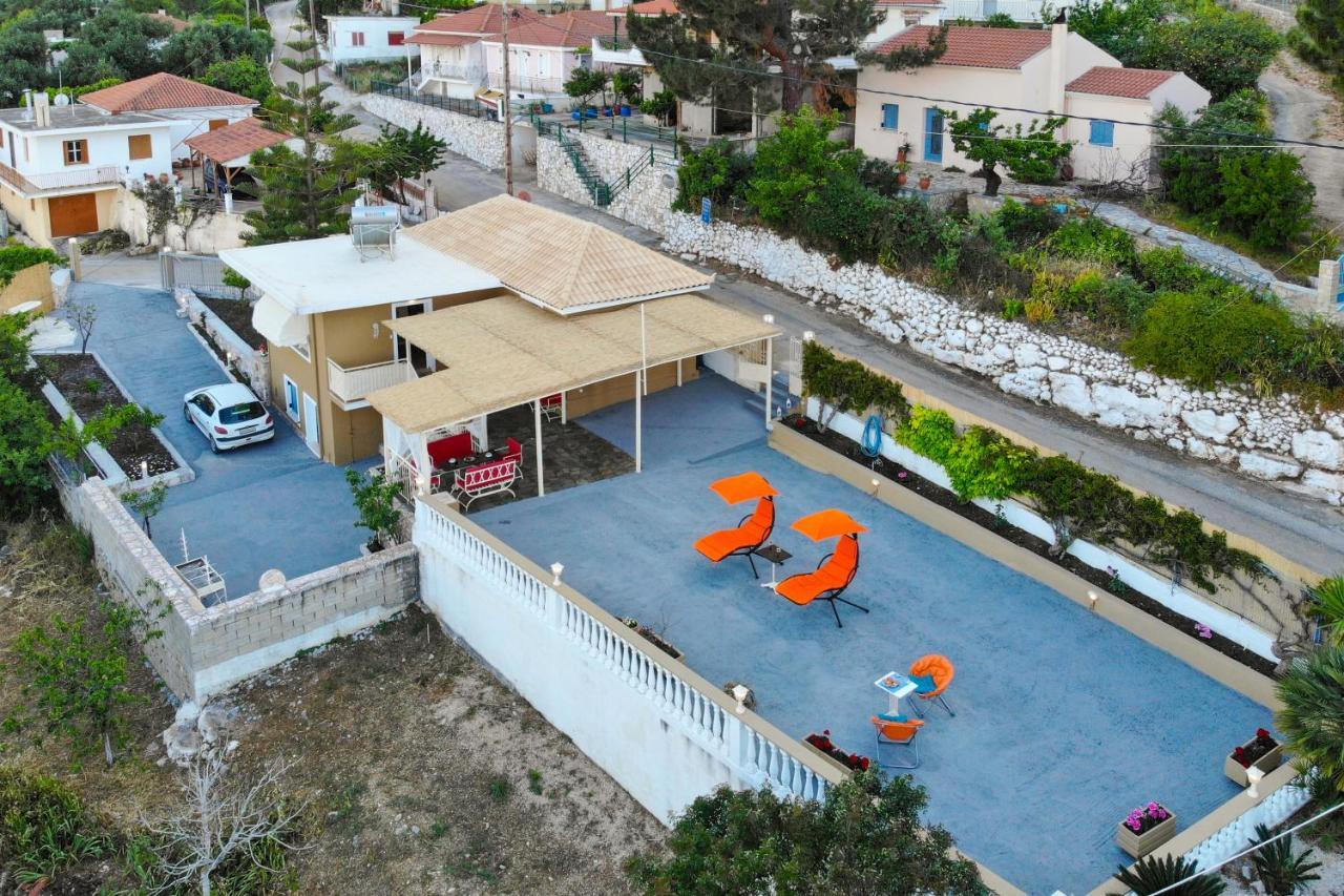 Villa Irene Zola Bagian luar foto